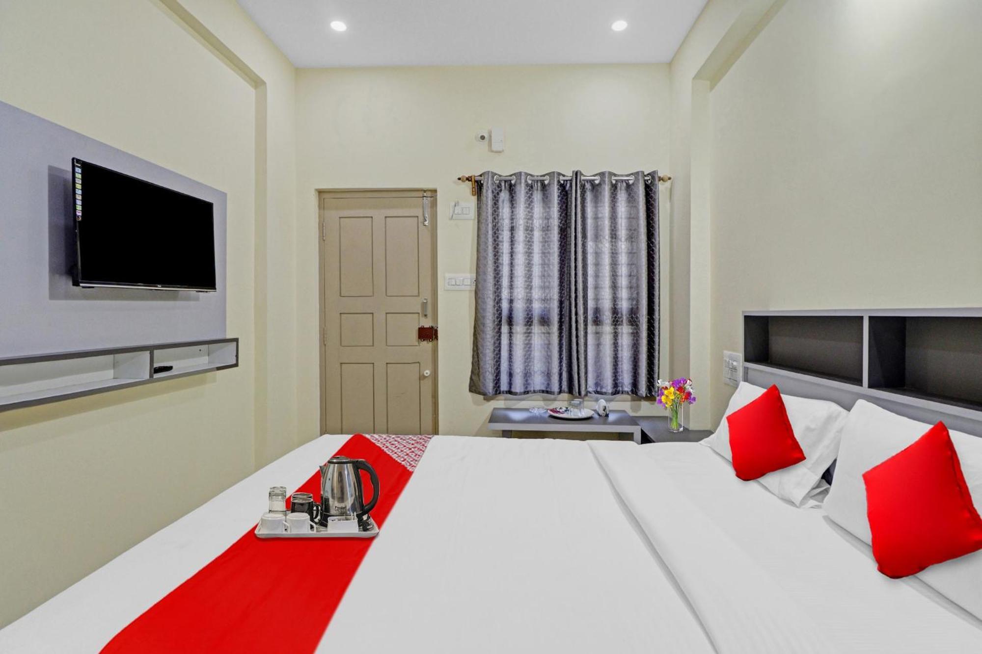 Hotel O I Care With Greenery Comforts Tumkur Exteriör bild