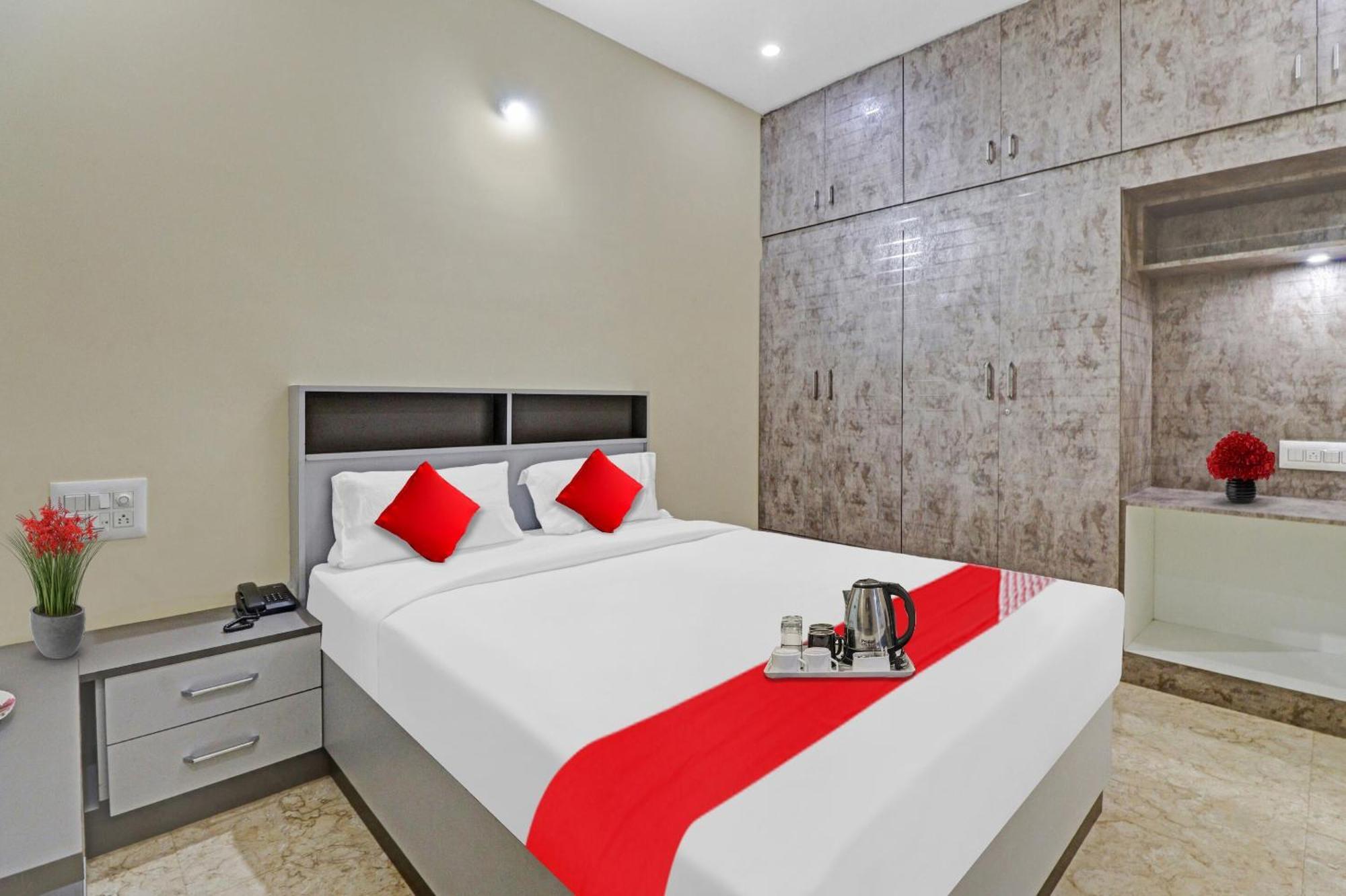 Hotel O I Care With Greenery Comforts Tumkur Exteriör bild