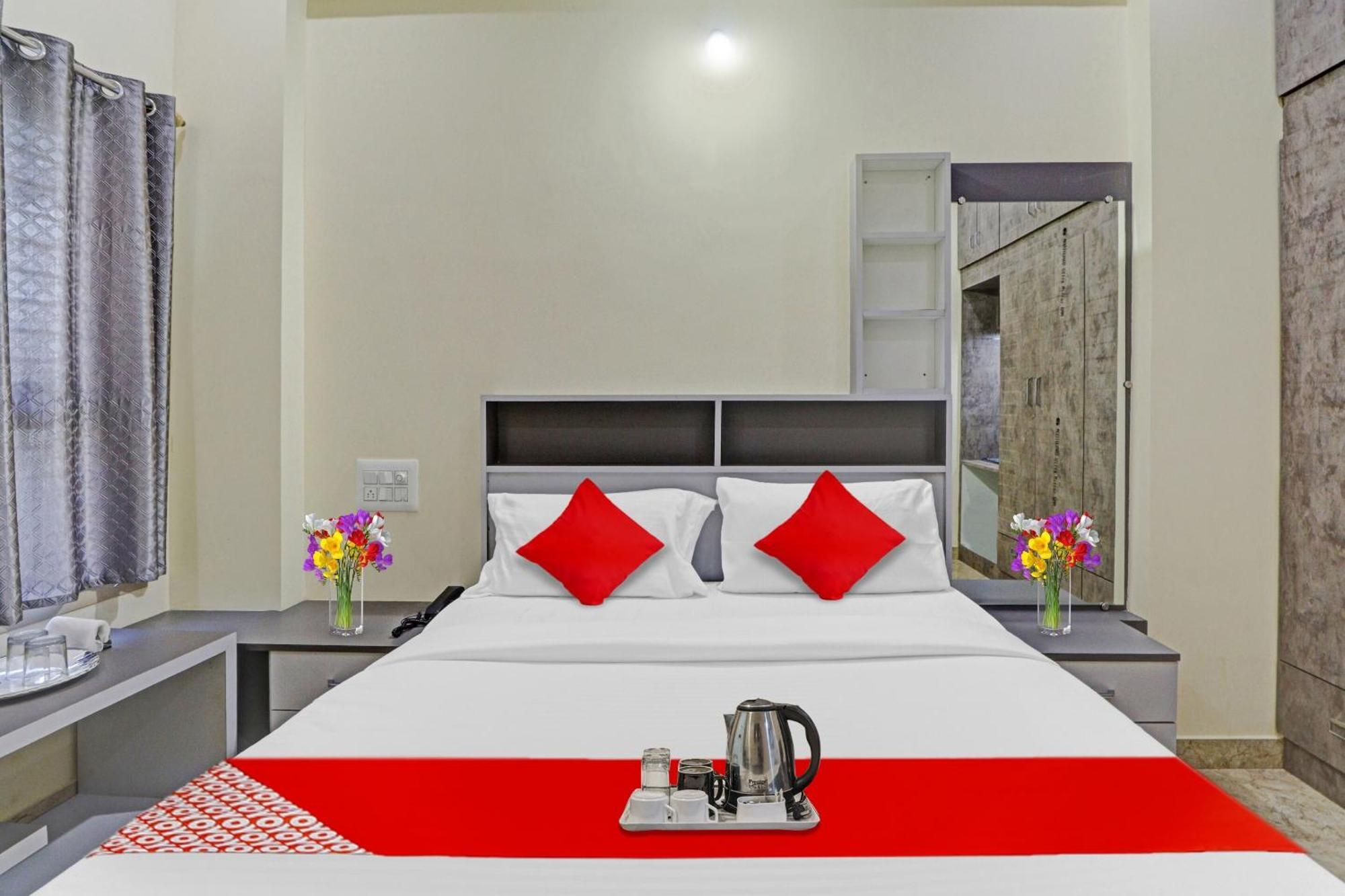 Hotel O I Care With Greenery Comforts Tumkur Exteriör bild